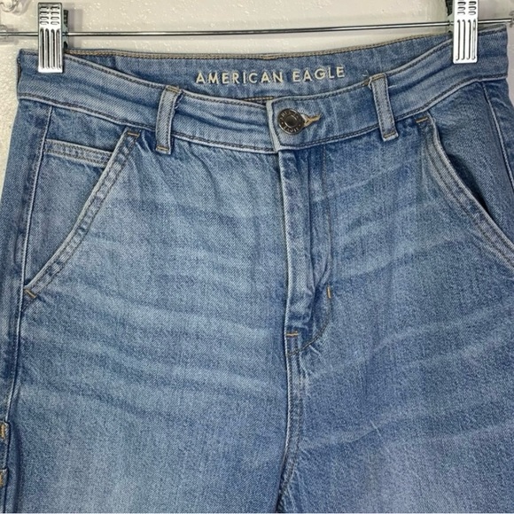 American Eagle Outfitters Highest Rise 90's Boyfriend carpenter jeans in 4 short - Picture 3 of 9